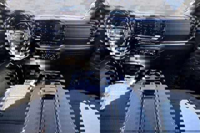 Used 2023 GMC Sierra 1500 Elevation AWD/4WD image 8