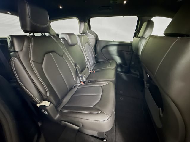 New 2026 Chrysler Pacifica Select w/ S Appearance Package FWD image 27