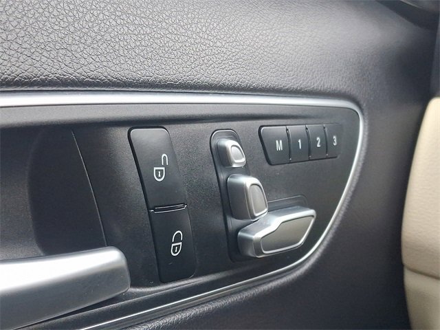 Used 2020 Mercedes-Benz GLA 250 4MATIC image 24