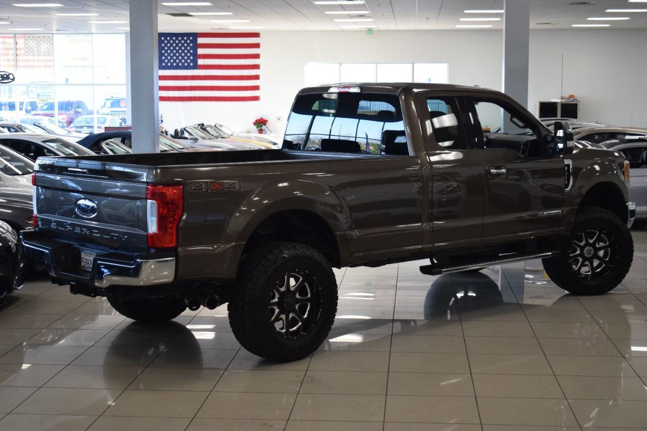 Used 2017 Ford F350 XLT w/ XLT Premium Package image 32