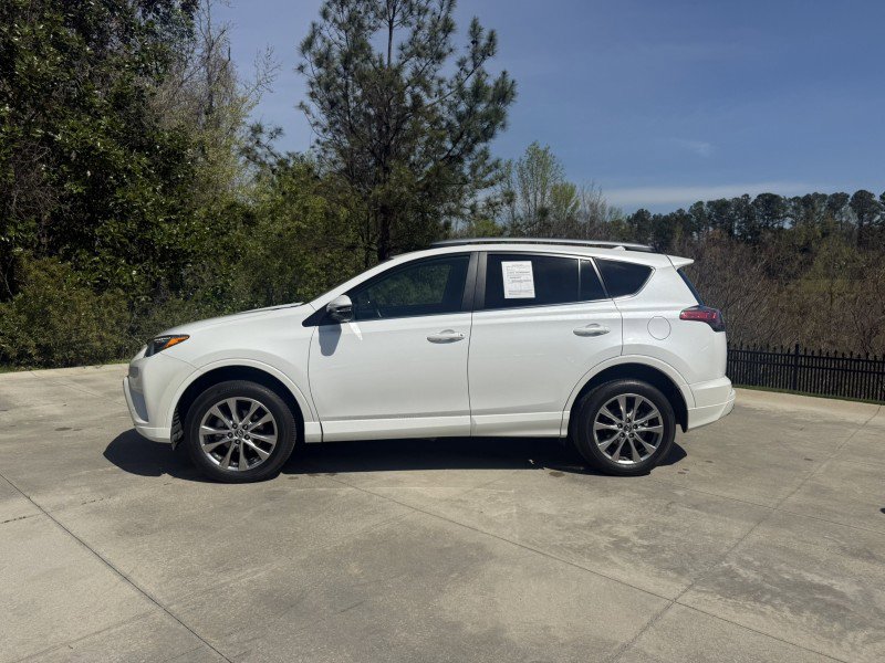 Used 2018 Toyota RAV4 Platinum image 3