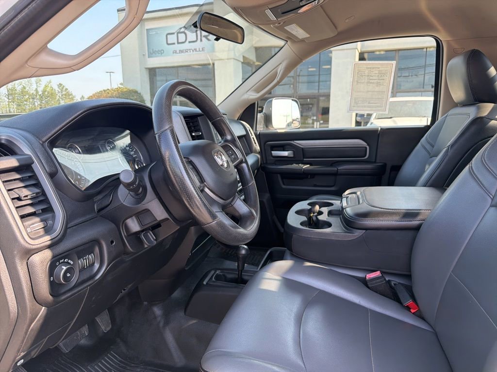 Used 2019 RAM 3500 Tradesman w/ Chrome Appearance Group image 29