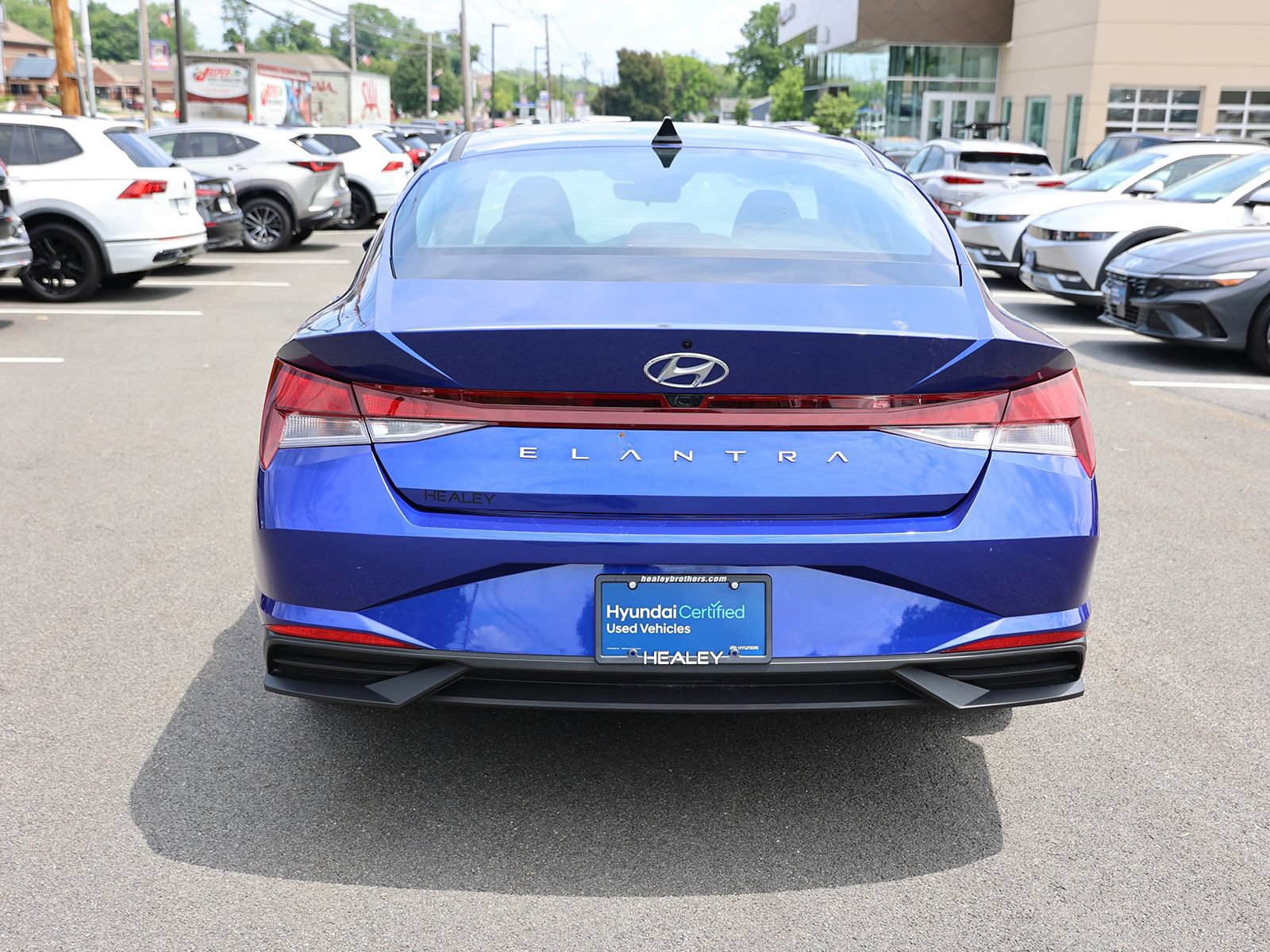 Used 2023 Hyundai Elantra SEL FWD image 6