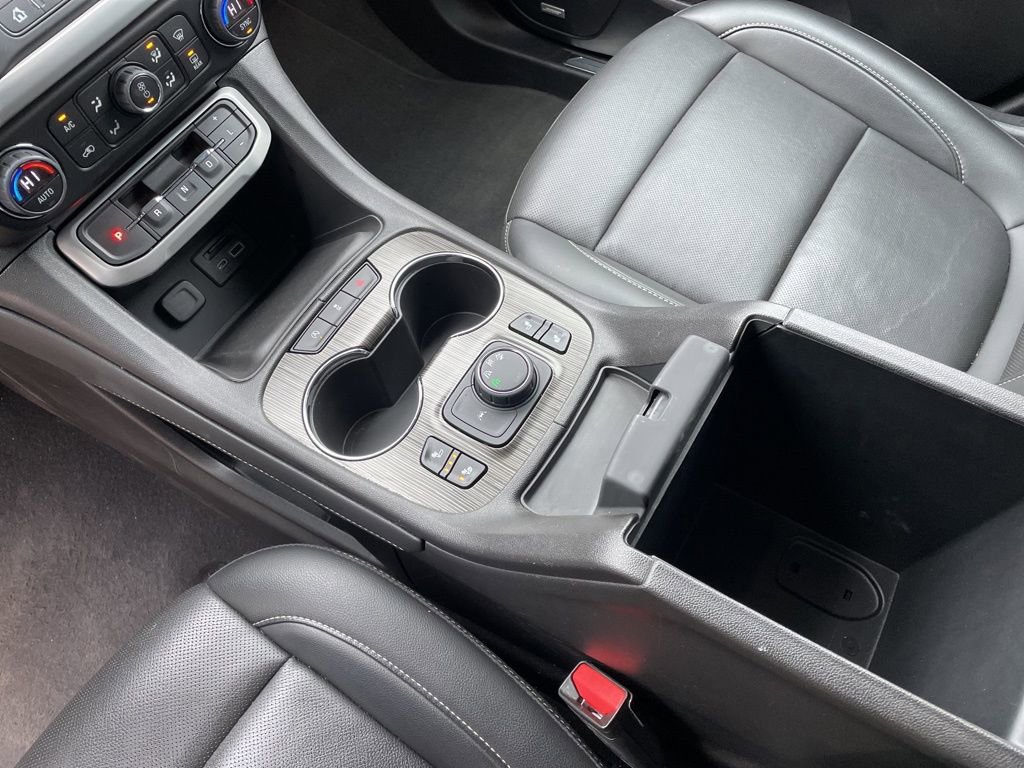 Used 2023 GMC Acadia SLT image 9