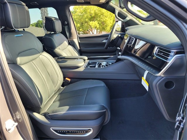 New 2025 Jeep Grand Wagoneer L Series II Obsidian w/ Quick Order Packagew 28T image 17