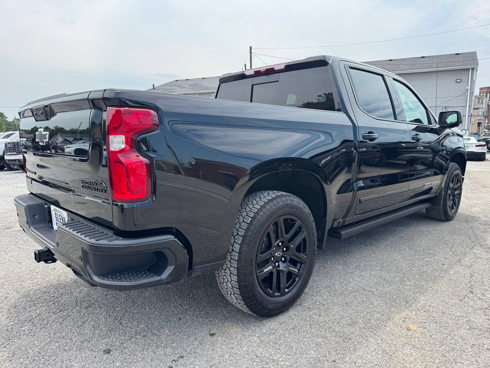New 2026 Chevrolet Silverado 1500 High Country w/ Midnight Edition AWD/4WD image 6
