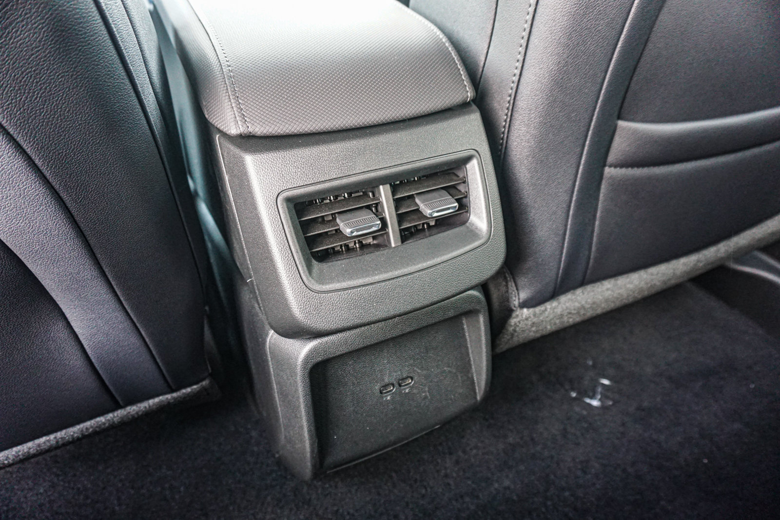 New 2026 Chevrolet Equinox EV LT FWD image 52