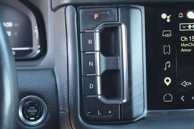 Used 2022 GMC Yukon XL Denali w/ Denali Premium Package AWD/4WD image 28