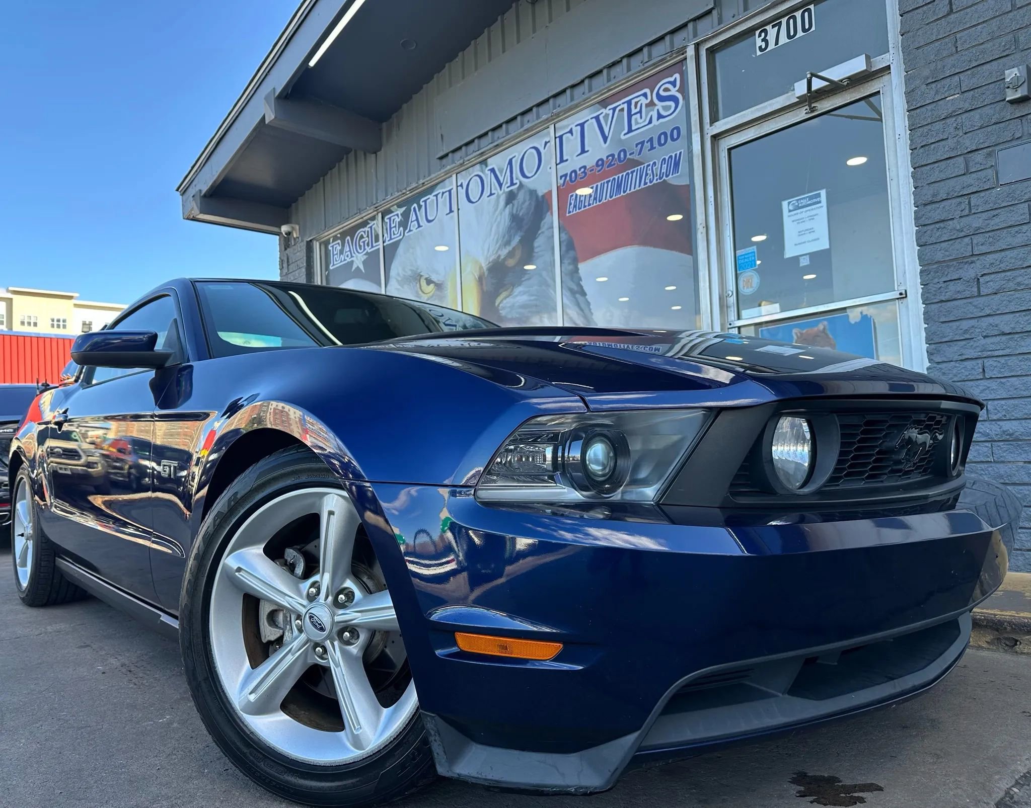 Used 2010 Ford Mustang GT image 1