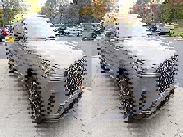 New 2026 Lincoln Aviator Reserve image 8