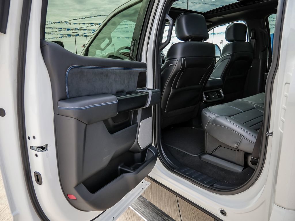 New 2026 Ford F250 Platinum image 28