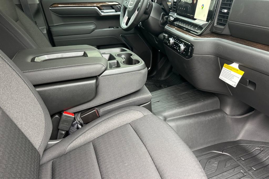 New 2026 GMC Sierra 1500 SLE image 13