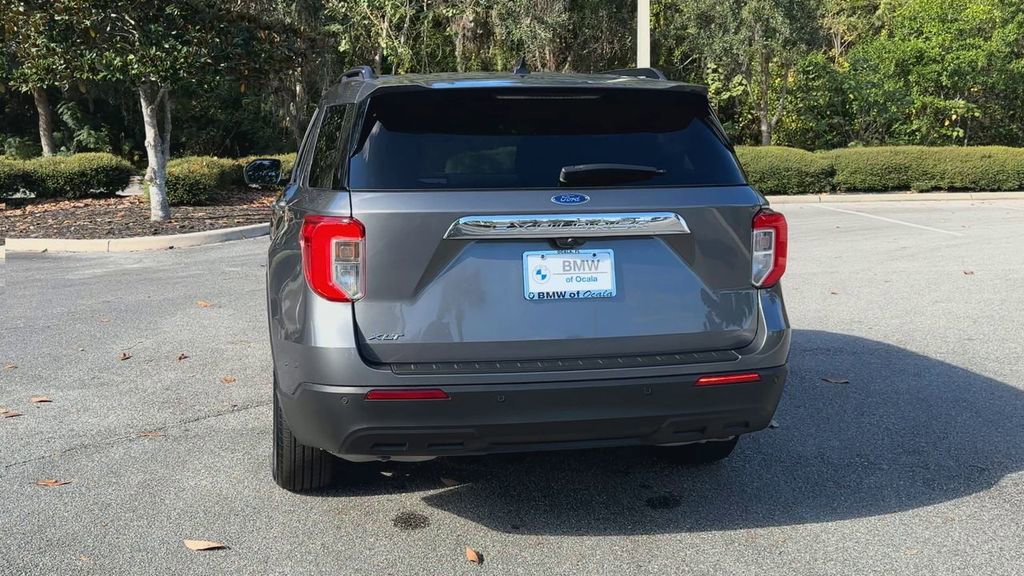 Used 2022 Ford Explorer XLT image 7