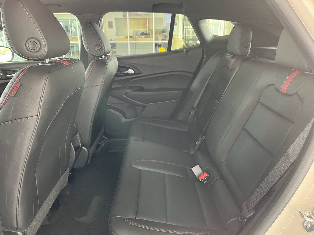 New 2026 Chevrolet Trax RS w/ Sunroof Package FWD image 14