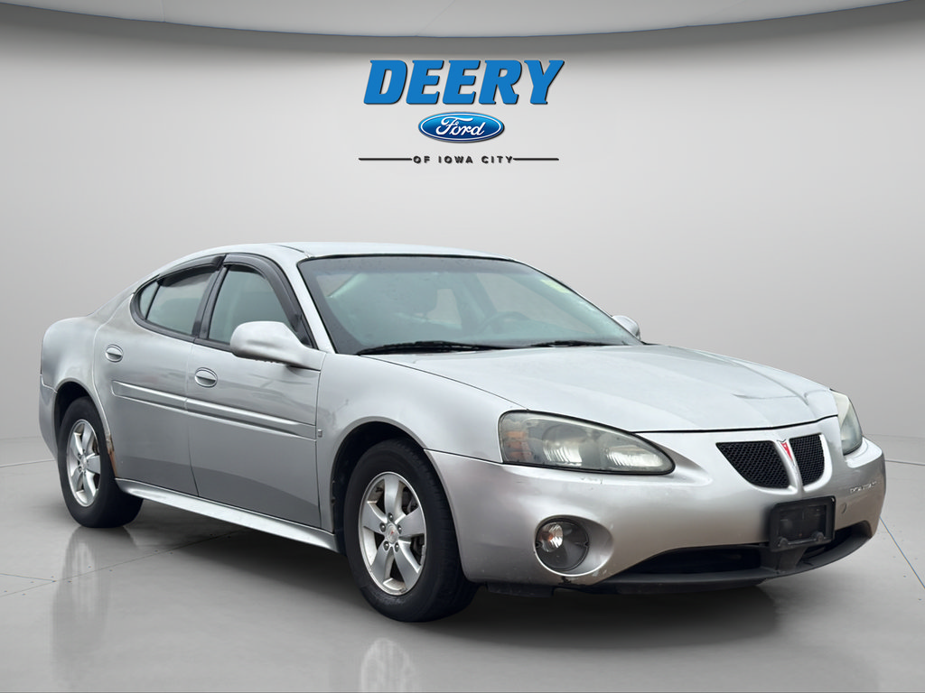 Used 2007 Pontiac Grand Prix w/ Preferred Package FWD image 4