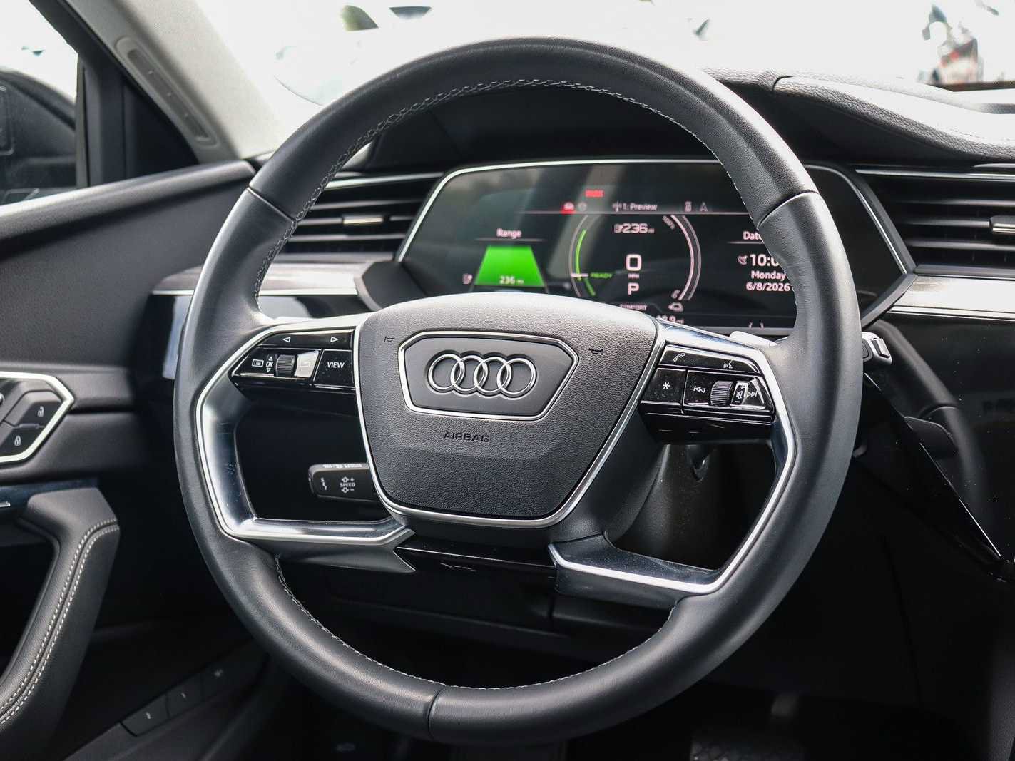 Used 2024 Audi Q8 e-tron Premium AWD/4WD image 14