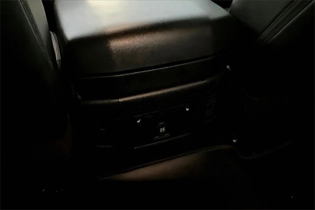 Used 2018 RAM 2500 Laramie w/ Sport Appearance Group image 25