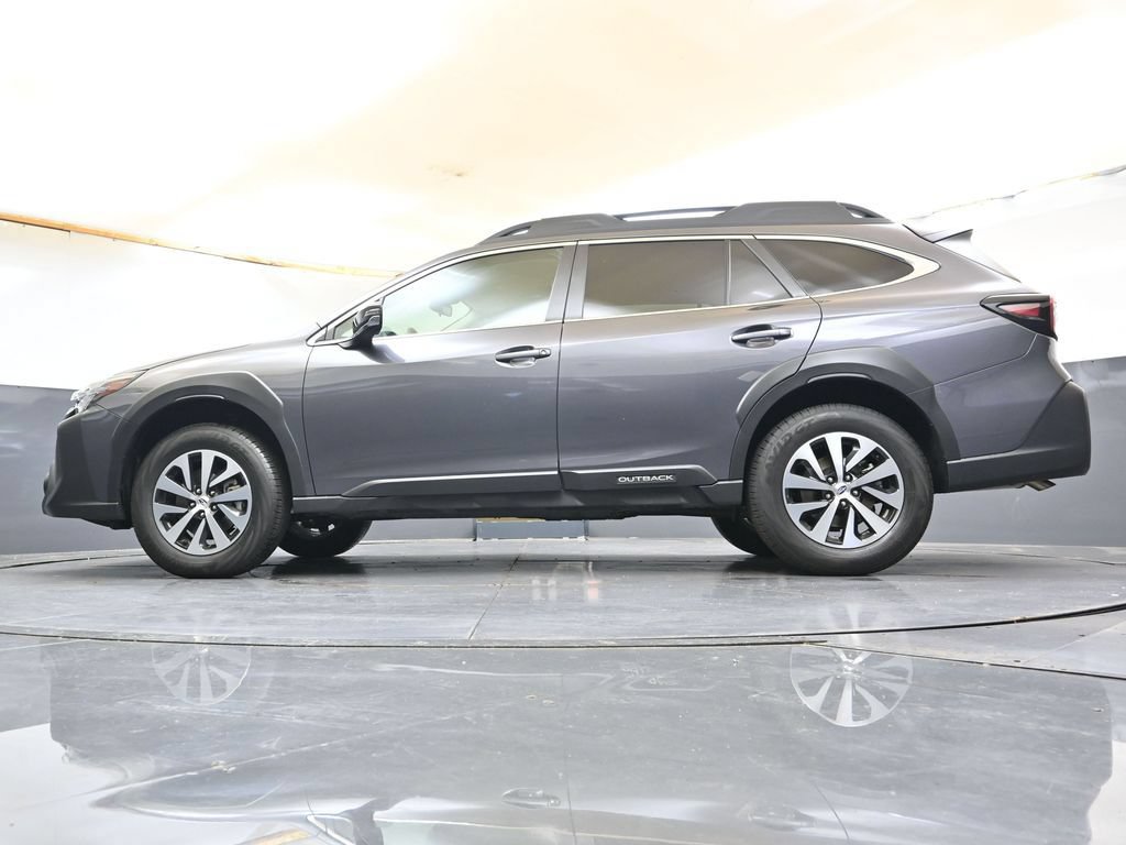 Certified 2025 Subaru Outback Premium AWD/4WD image 31