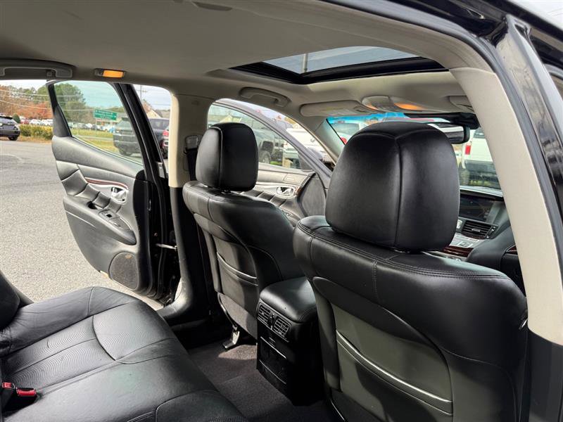 Used 2011 INFINITI M37 x w/ Premium Pkg AWD/4WD image 18