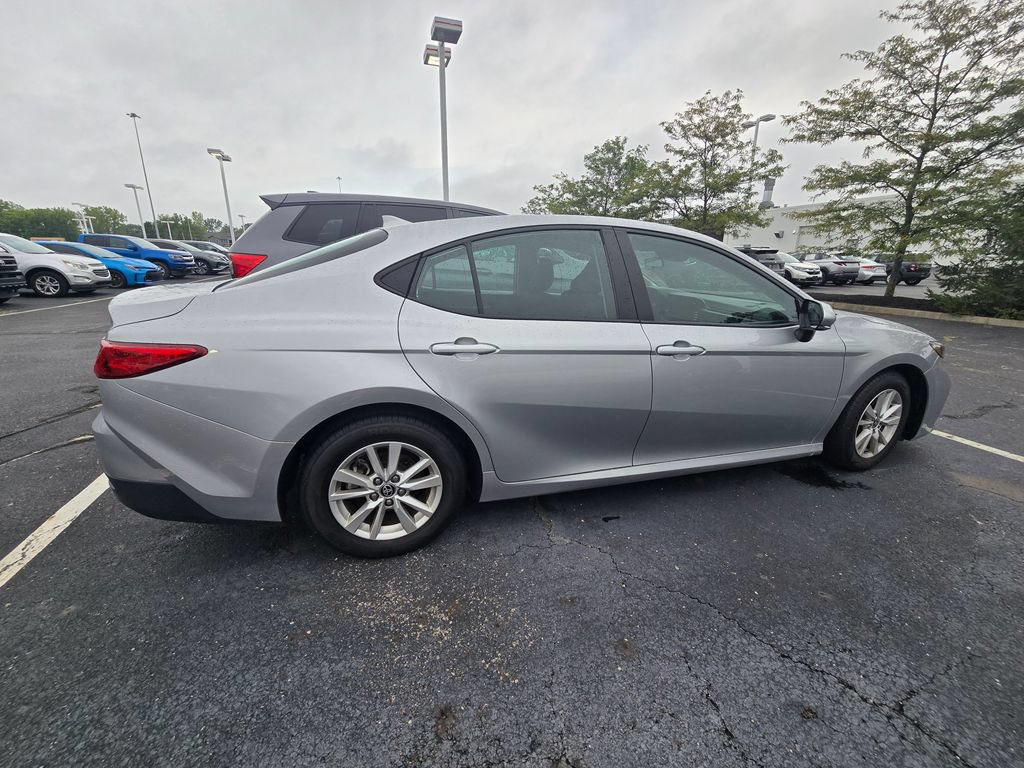 Used 2025 Toyota Camry LE FWD image 8