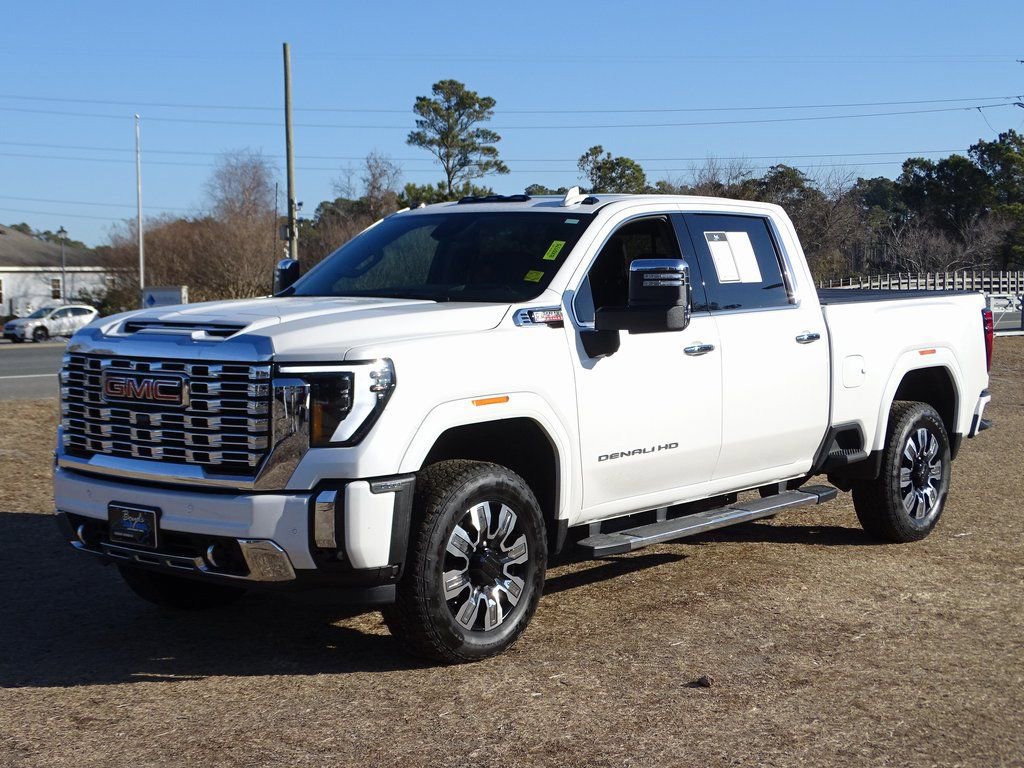 Used 2025 GMC Sierra 2500 Denali w/ Denali Reserve Package image 3