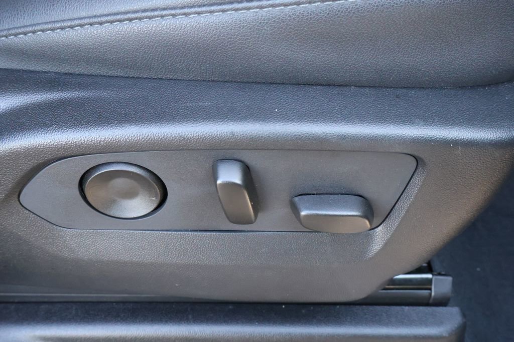 Certified 2023 Chevrolet Tahoe Z71 w/ Luxury Package image 43