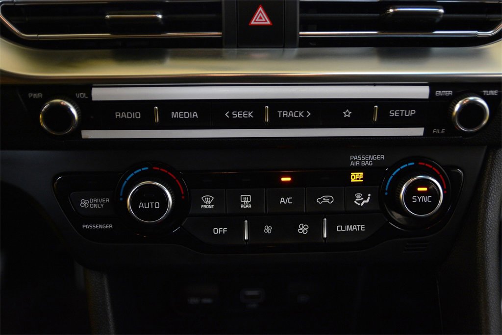 Used 2022 Kia Niro LXS w/ Digital Cluster Package image 23