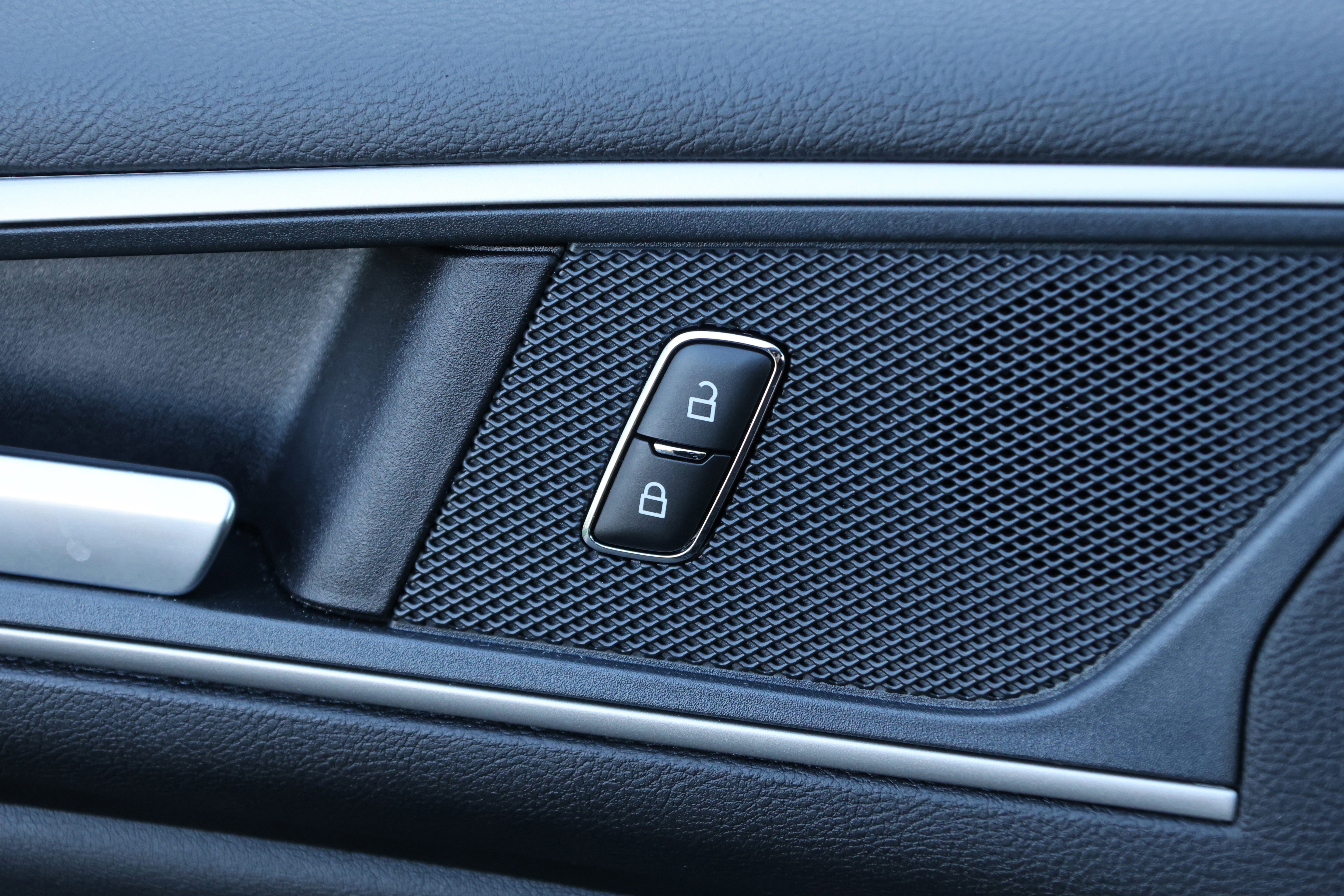 Used 2024 Ford Edge SEL w/ Convenience Package image 13