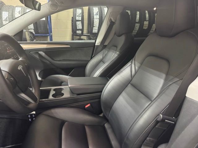 Used 2023 Tesla Model Y Long Range AWD/4WD image 11