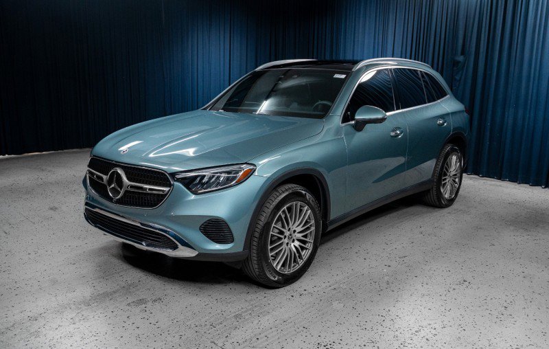 New 2026 Mercedes-Benz GLC 300 4MATIC