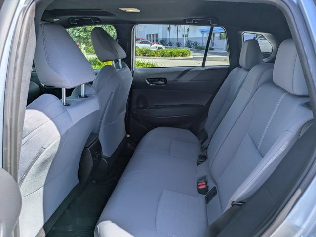Used 2023 Toyota Corolla Cross AWD Hybrid w/ Moonroof Package image 13