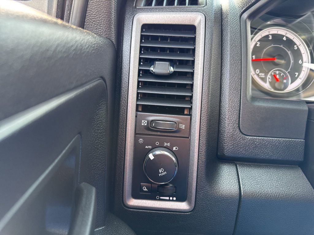 Used 2024 RAM 1500 Tradesman w/ Tradesman SXT Package image 10