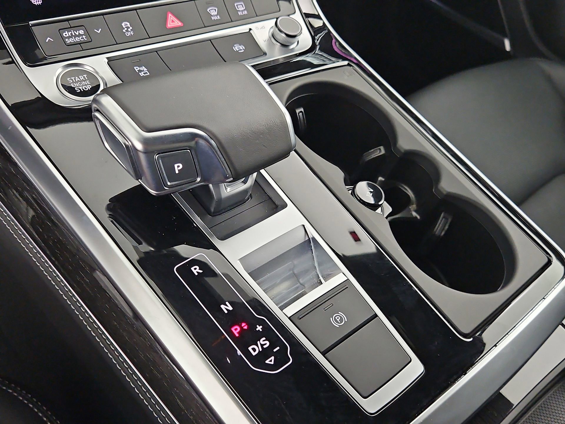 Certified 2025 Audi Q7 2.0T Premium Plus w/ Premium Plus Package AWD/4WD image 34