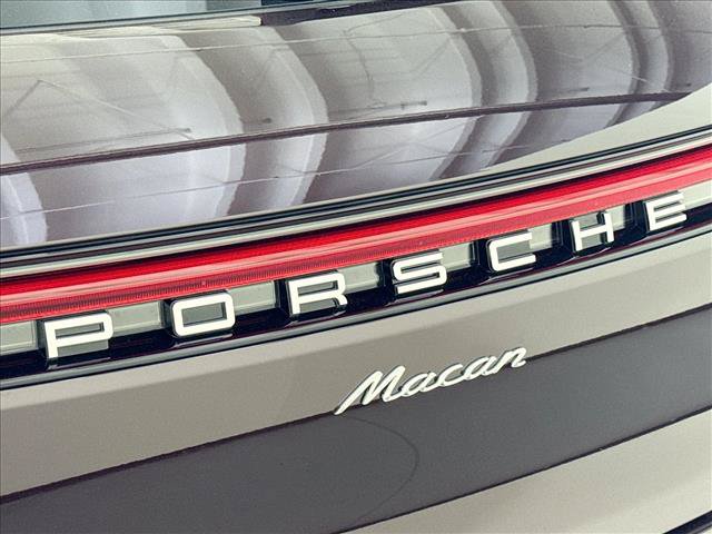 Certified 2026 Porsche Macan Turbo AWD/4WD image 25