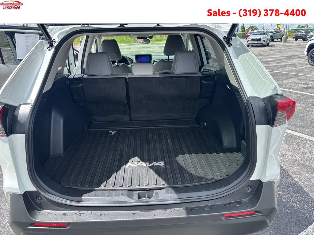 Certified 2023 Toyota RAV4 XLE Premium AWD/4WD image 21