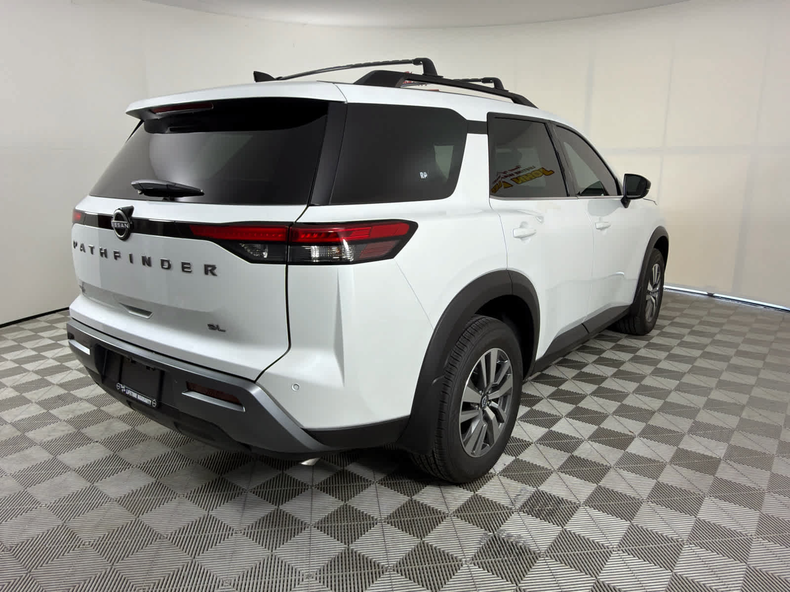 New 2026 Nissan Pathfinder SL FWD image 5