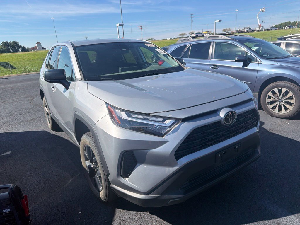 Used 2023 Toyota RAV4 LE FWD image 2