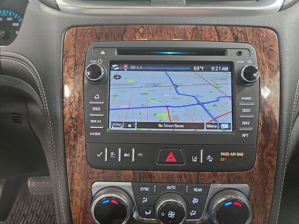 Used 2014 Chevrolet Traverse LTZ AWD/4WD image 19