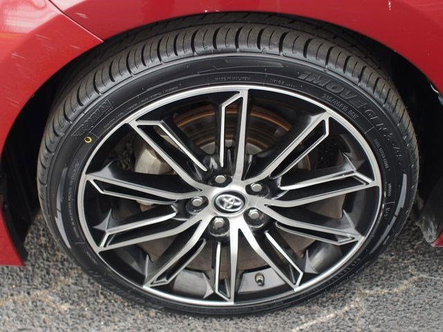 Used 2019 Toyota Avalon XSE image 24