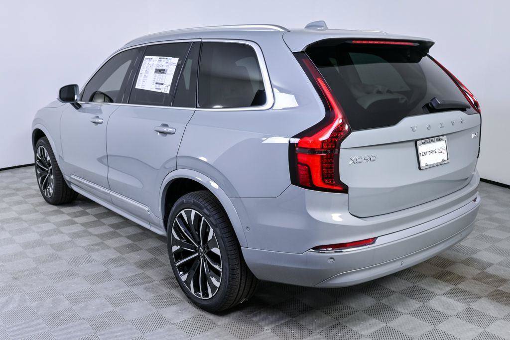 Used 2026 Volvo XC90 B6 Ultra w/ Protection Package AWD/4WD image 3