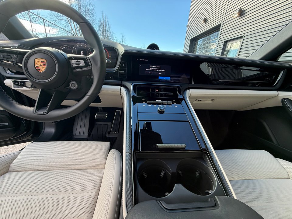 New 2026 Porsche Panamera image 16