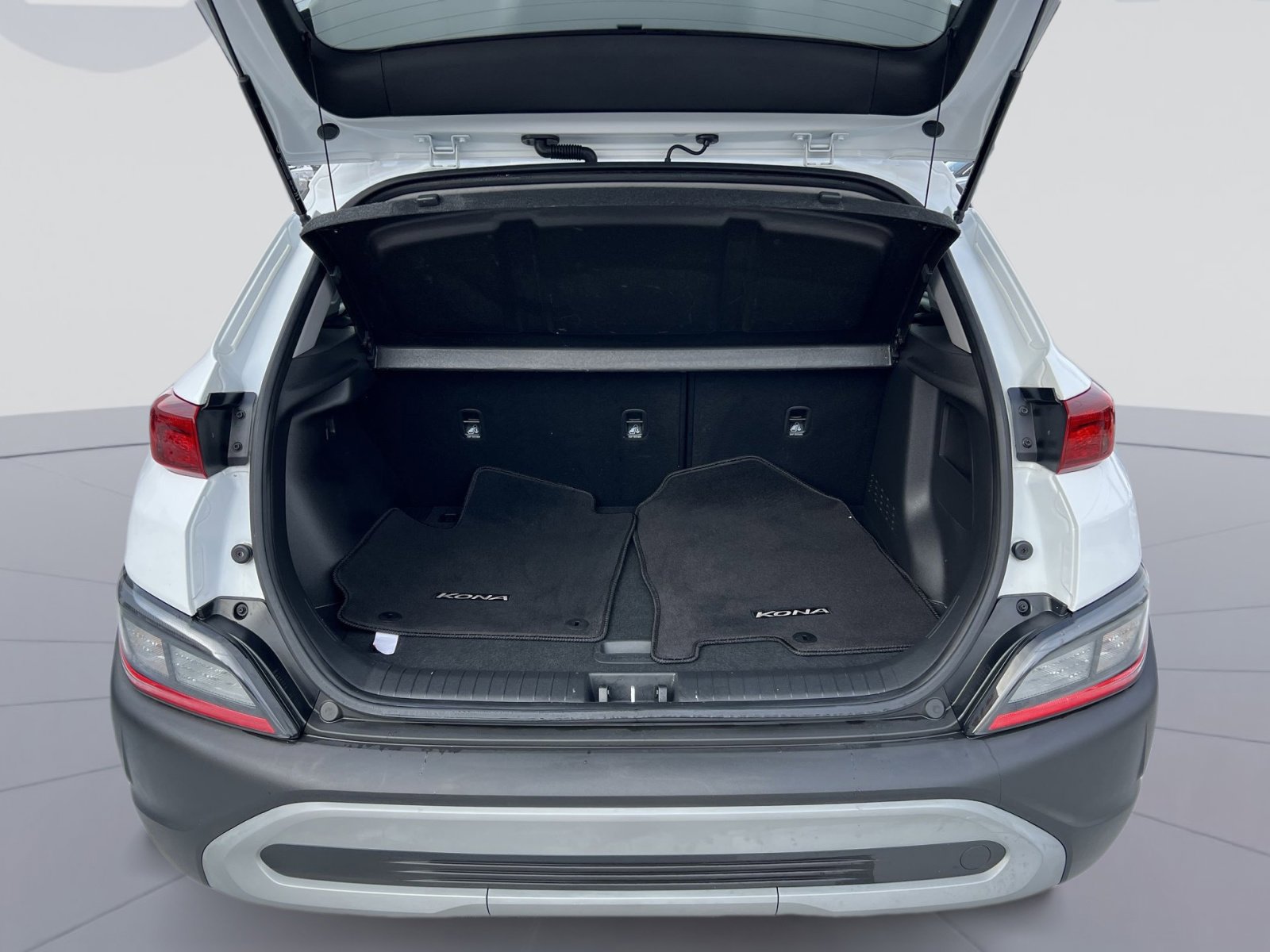 Used 2023 Hyundai Kona SEL image 24