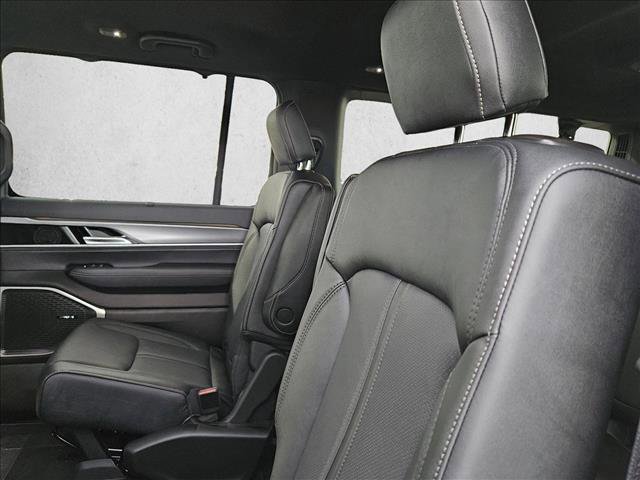 New 2026 Jeep Grand Wagoneer L Limited image 16