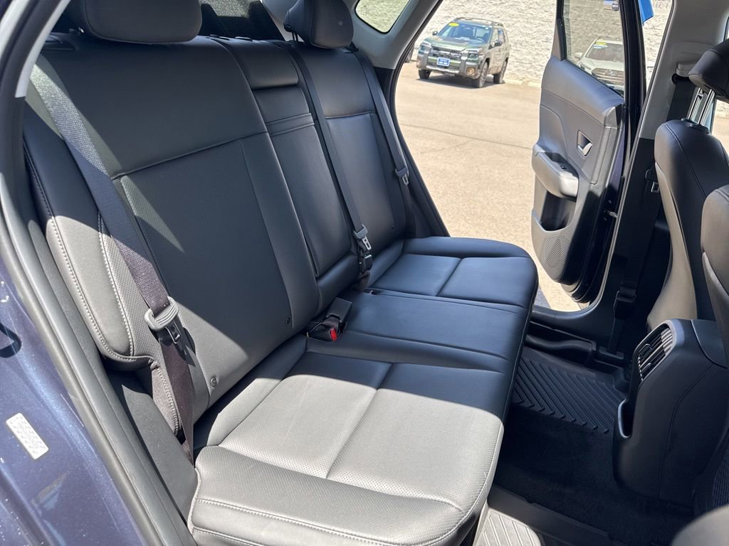 Used 2025 Hyundai Kona Limited AWD/4WD image 14