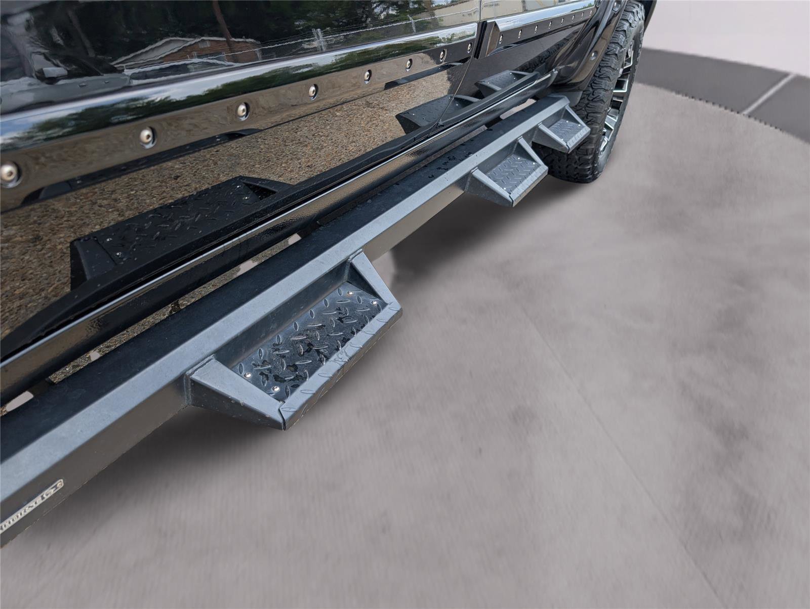 Used 2019 Chevrolet Silverado 1500 RST image 23