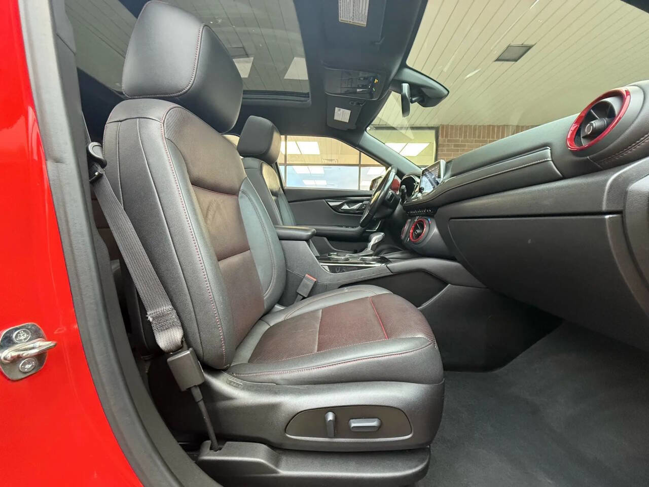 Used 2022 Chevrolet Blazer RS AWD/4WD image 19