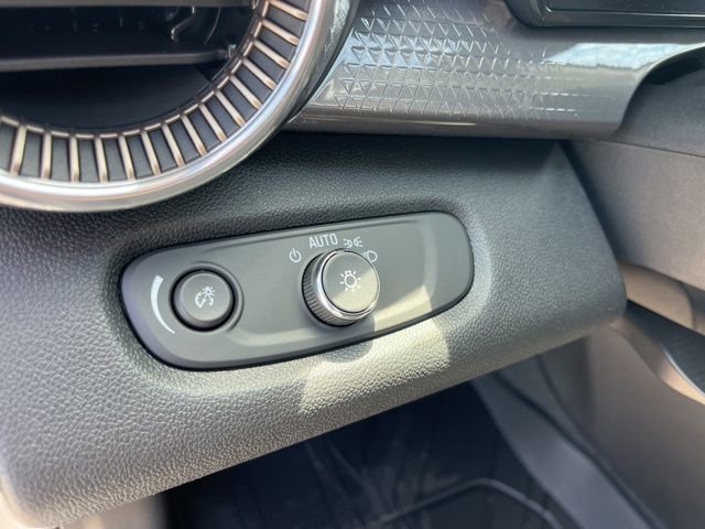 New 2026 Chevrolet Trax ACTIV image 16