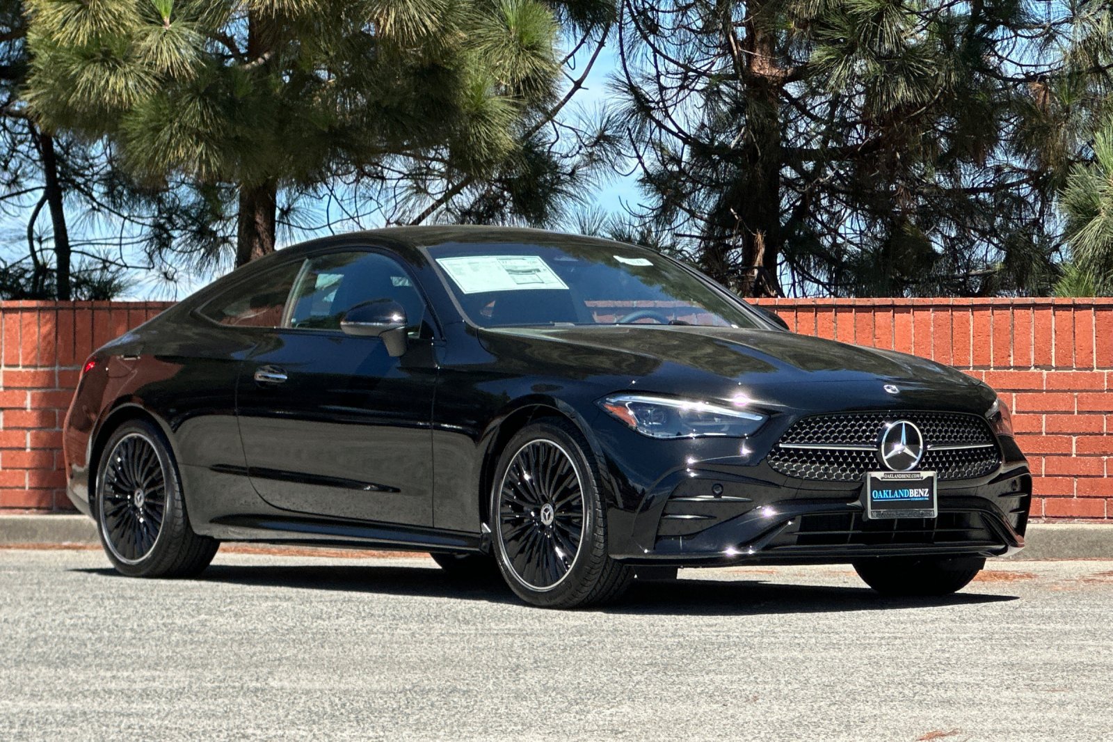 New 2026 Mercedes-Benz CLE 300 4MATIC Coupe image 2