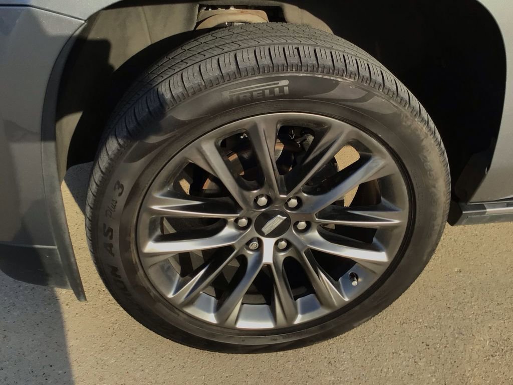 Used 2019 Cadillac Escalade Premium Luxury w/ Escalade Sport Edition image 34