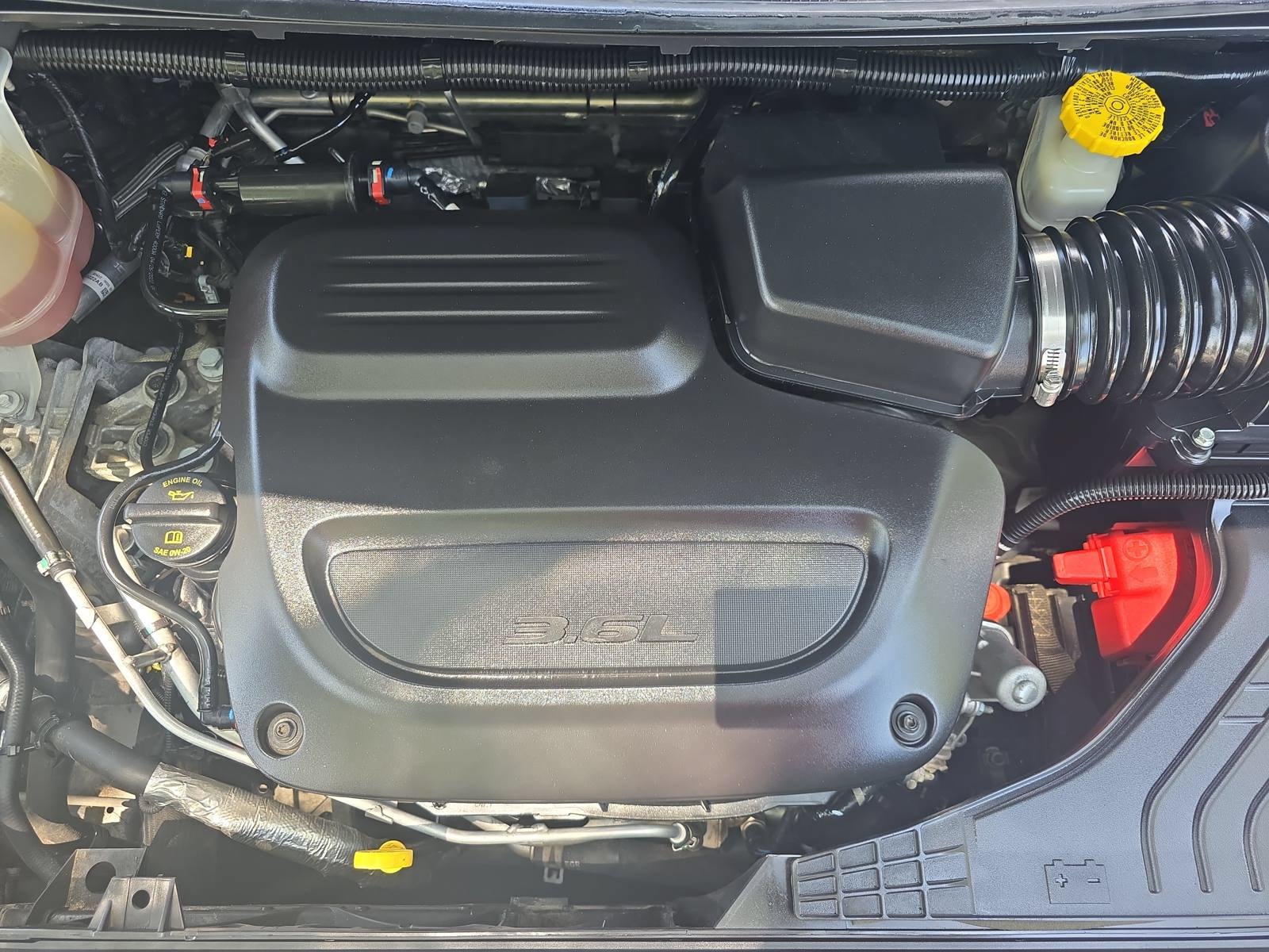 Used 2022 Chrysler Pacifica Touring-L FWD image 32